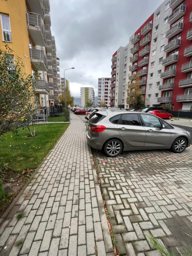 Moncler Family Apartamento Braşov Exterior foto